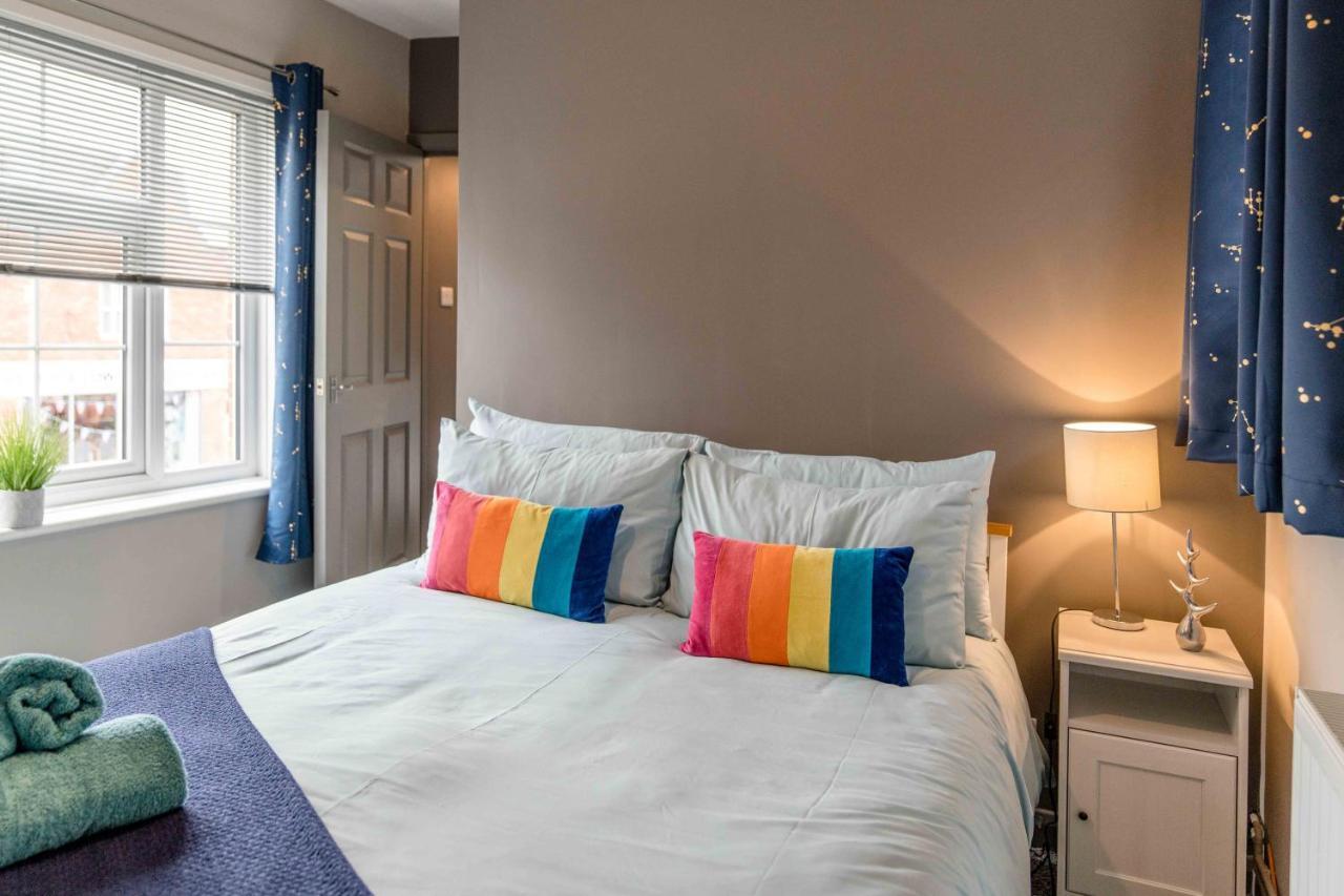 The Exchange Apartments With Permit Parking 툭스베리 외부 사진