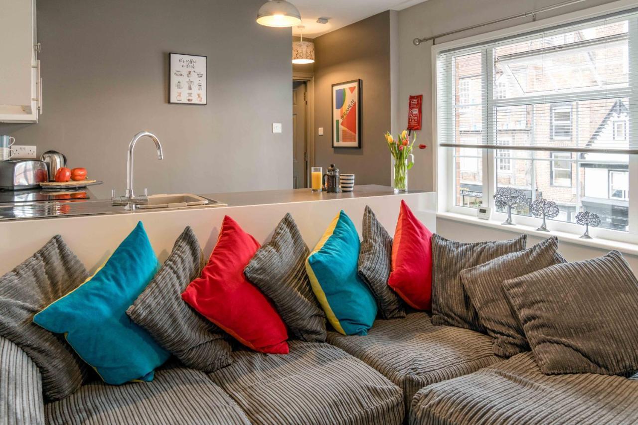 The Exchange Apartments With Permit Parking 툭스베리 외부 사진